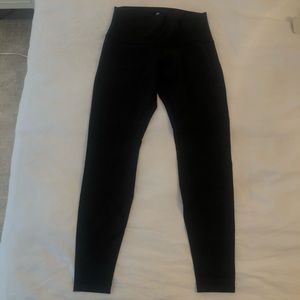 Wunder under hi-rise pants